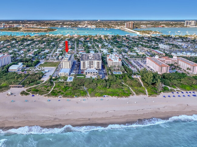 Building Photo - 125 S Ocean Ave