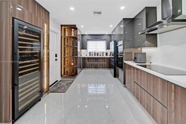 Building Photo - 9241 SW 55th St