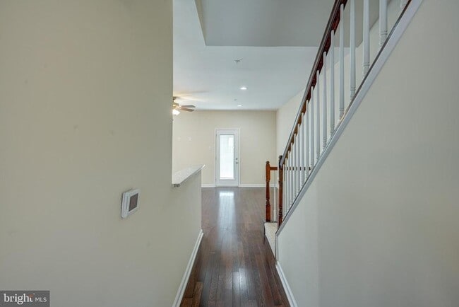 Building Photo - 7827 Crystal Brook Way