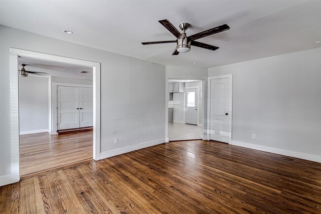 Building Photo - 614 Blueberry Ln