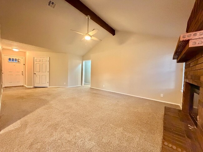 Building Photo - 10802 E 101st St N