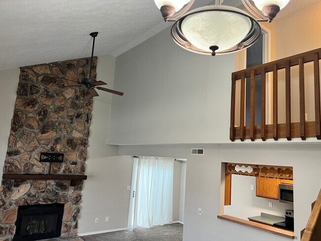 Building Photo - 1397 Sanzon Dr