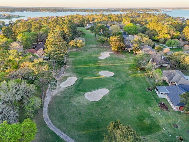 Building Photo - 199 Springs Edge Dr