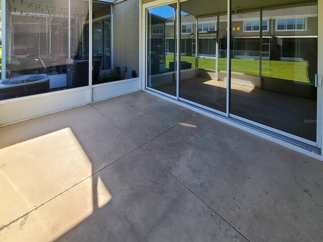 Building Photo - 4148 SW 51st Cir