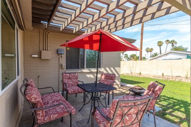 Building Photo - 6825 E Virginia Ave