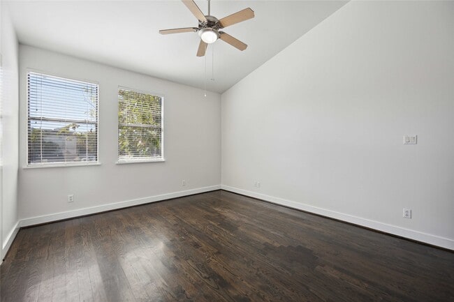 Building Photo - 1023 Bonner St