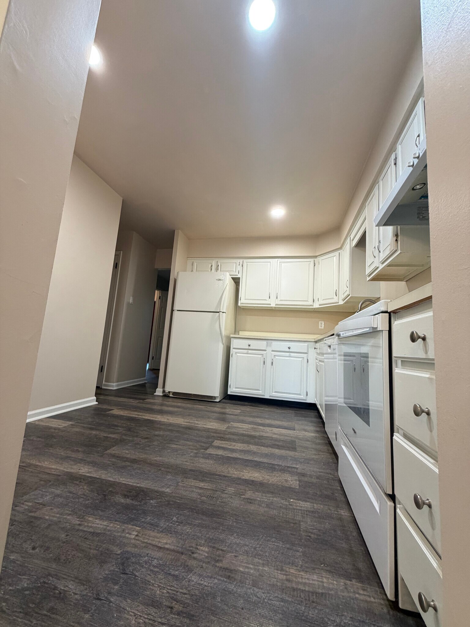 Building Photo - 7 Liberte Ln