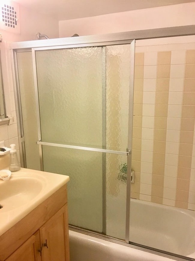 Building Photo - 220 East 57th Street