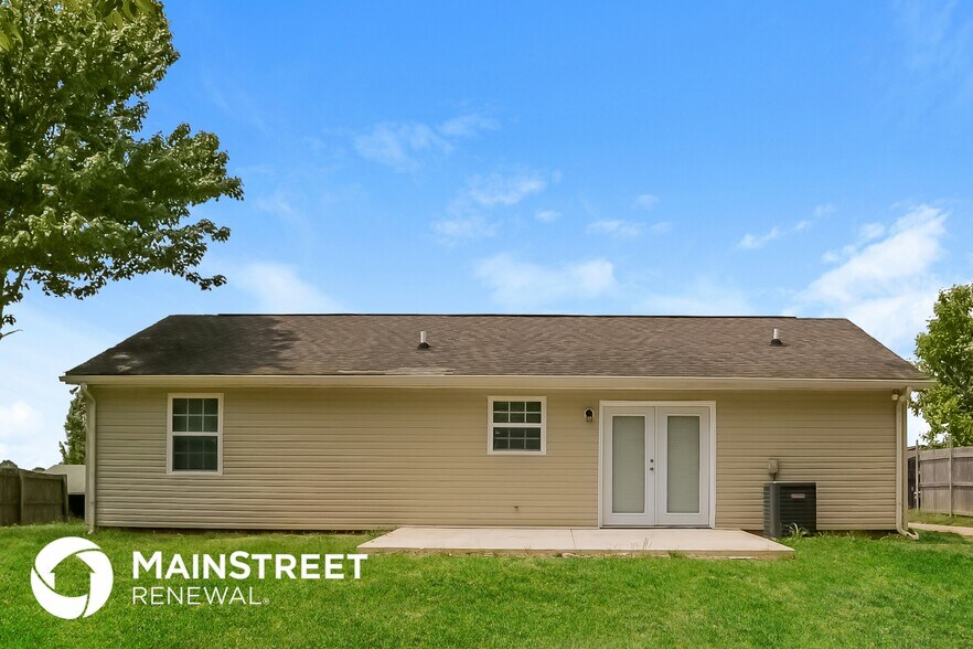 Building Photo - 1406 Blue Forest Ln