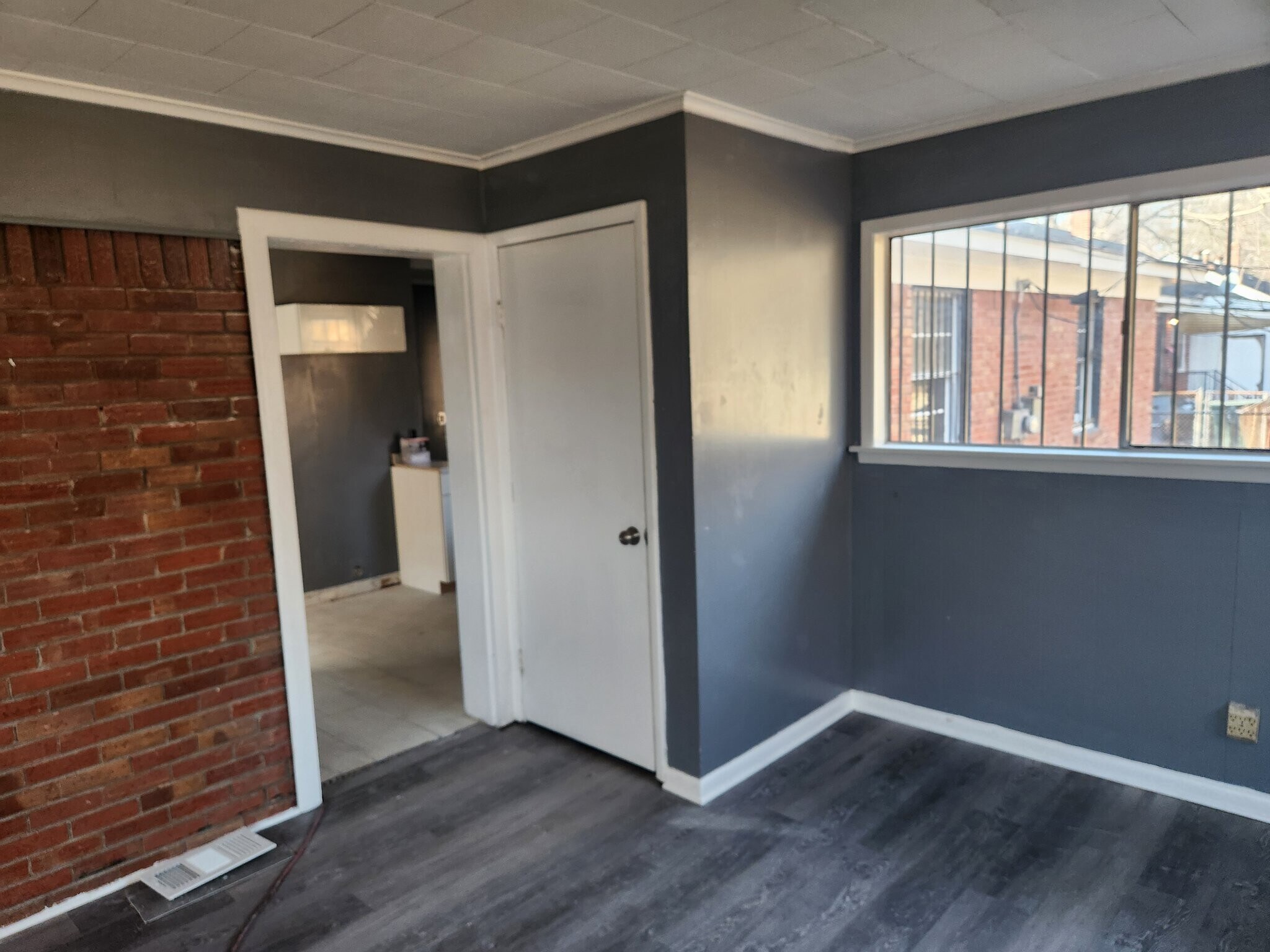 Building Photo - 3580 Gowan Dr