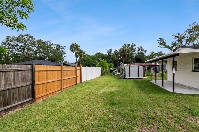 Building Photo - 6713 S Kissimmee St