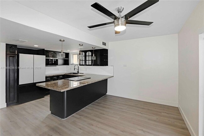 Building Photo - 5530 W 26th Ct