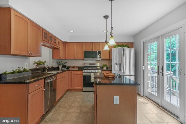 Building Photo - 7228 Lensfield Ct
