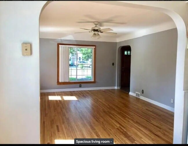 Building Photo - 316 W 64th St
