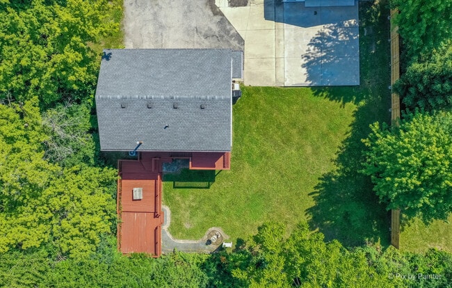 Building Photo - 548 N Hainesville Rd