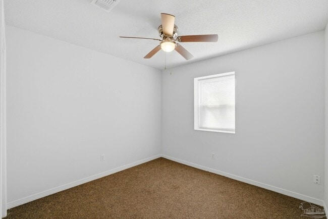 Building Photo - 2109 Langley Ave