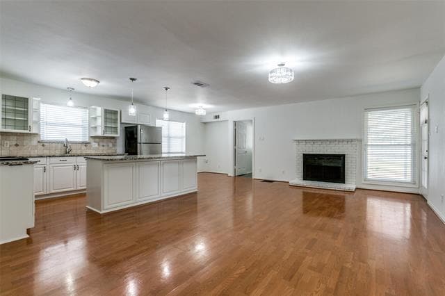 Building Photo - 816 Sherwood Dr