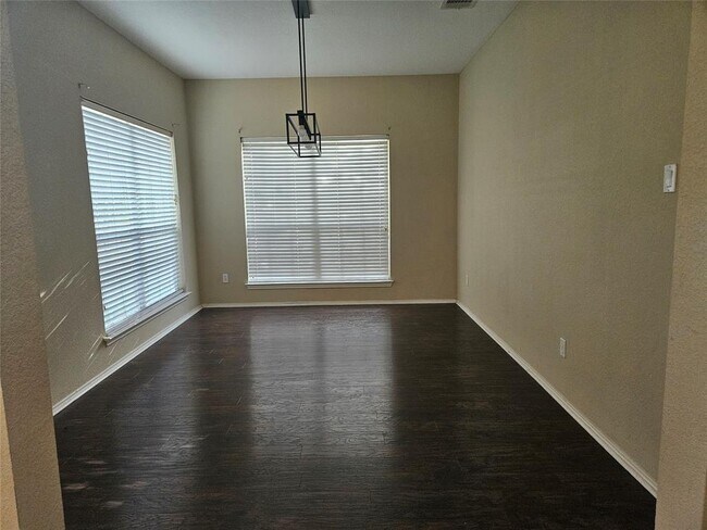 Building Photo - 11109 Persimmon Gap Dr