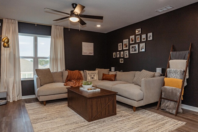 Building Photo - 4605 Naval Ct