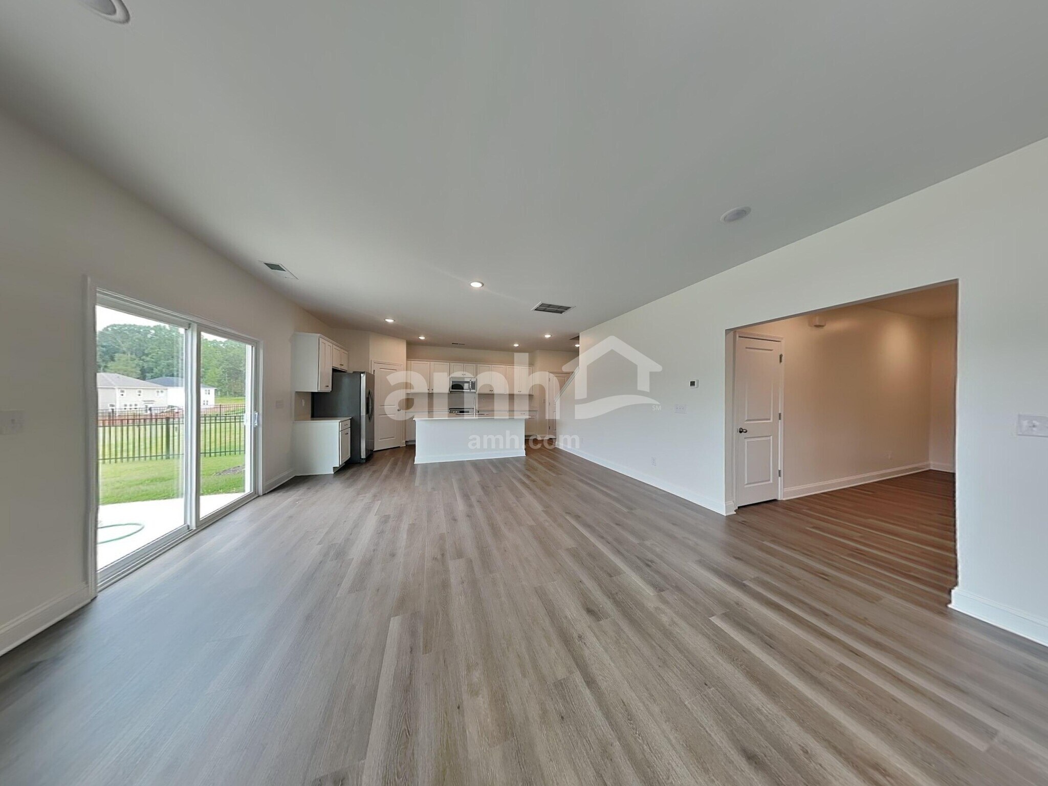 Building Photo - 3507 Lincoln Hts Ln