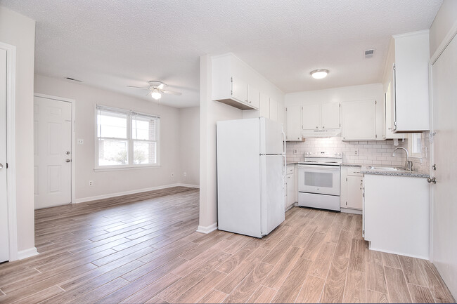 Interior view from dining area - 339 Sunny Hill Dr