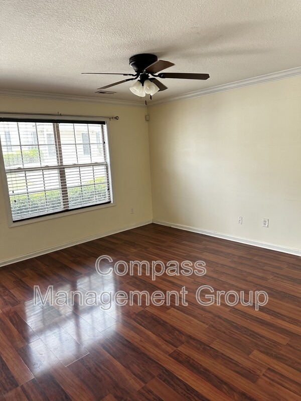 Building Photo - 4755 Forest Landing Way