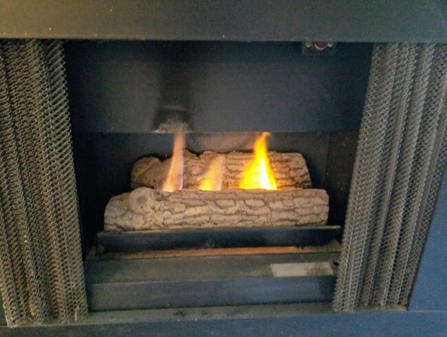 Building Photo - Mission Valley remodeled 2 bed 2 bath vinyl wood floors