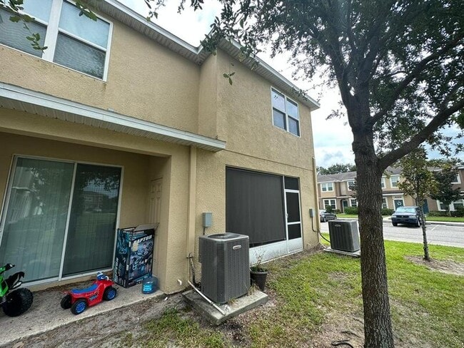 Building Photo - 7031 White Treetop Pl