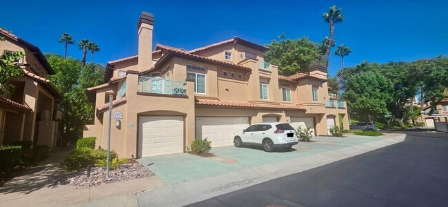 Building Photo - 12682 Springbrook Dr