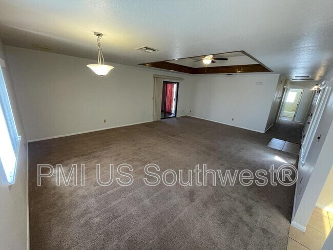 Building Photo - 3371 Sharon Ln