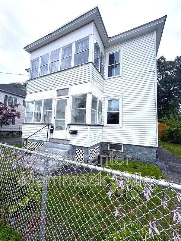 Building Photo - 27 Jean Ave