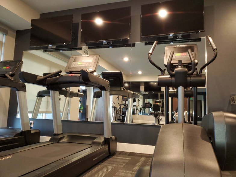 Building Photo - 2180 State Hwy 13