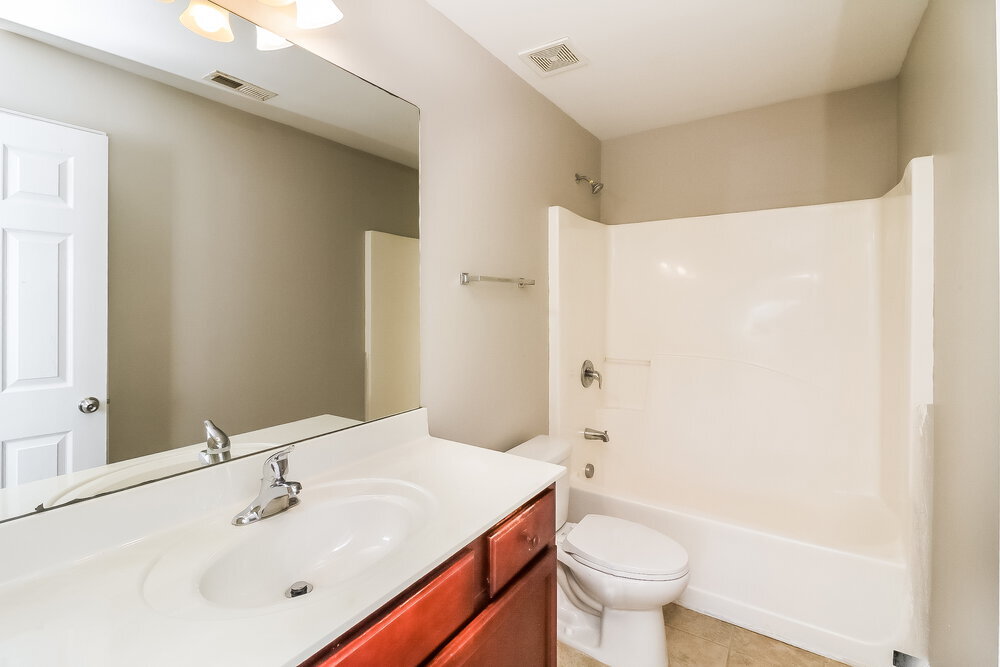 Building Photo - 6035 Gladiola Way