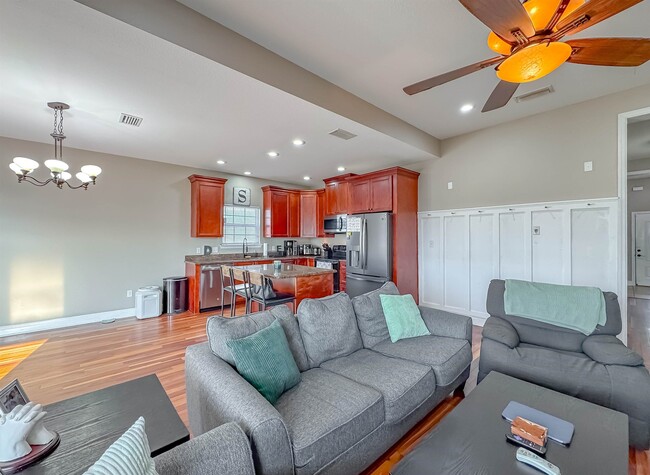Building Photo - 6303 Rivers Landing Ct