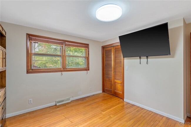 Building Photo - 3354 Hayes Rd