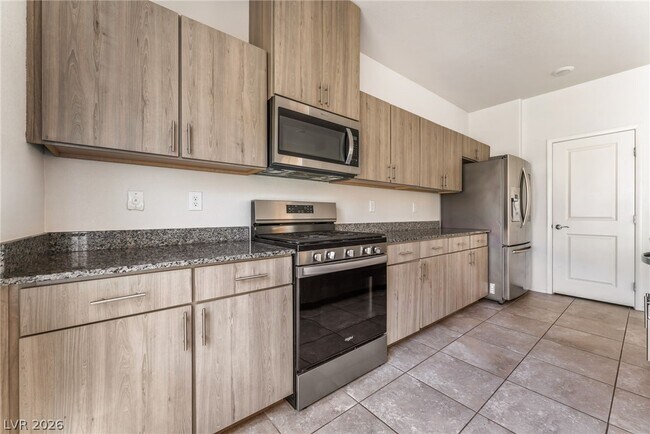 Building Photo - 3803 Berenices Ave