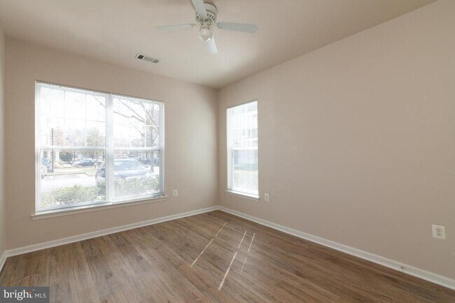 Building Photo - 13359 Connor Dr