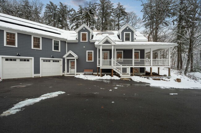 Building Photo - Keystone