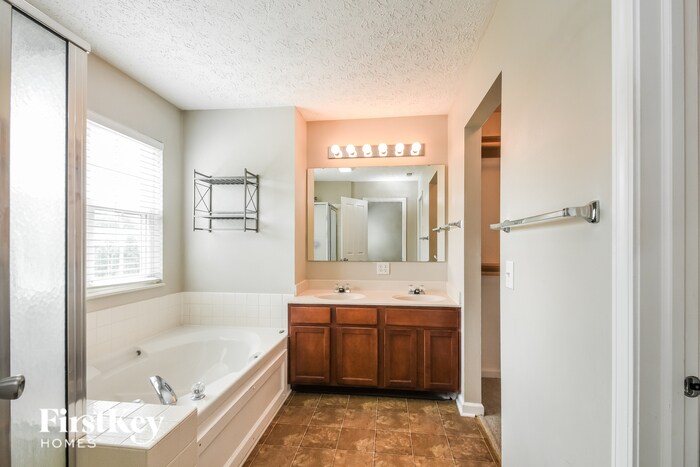 Building Photo - 11263 Hearthstone Dr