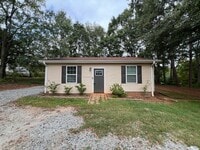 Building Photo - 2/1 Available Now