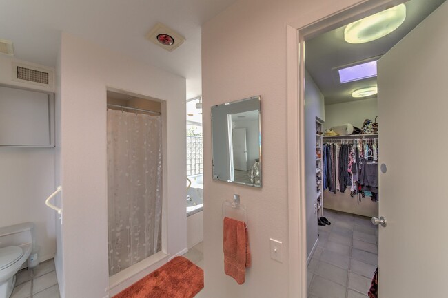Building Photo - SANDIA HEIGHTS EXECUTIVE RENTAL 2+Story 3B...