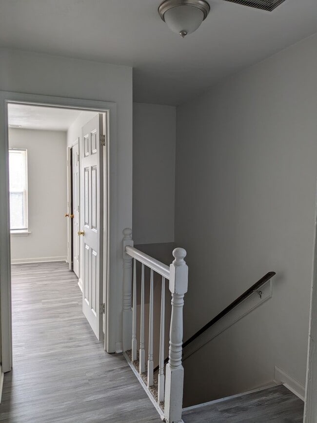 Building Photo - 1214-1214 Transylvania Ave