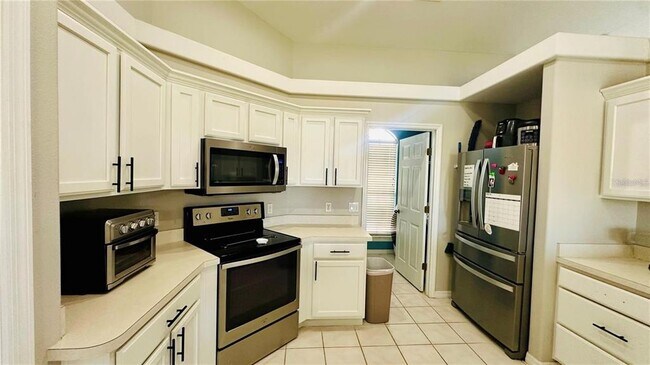 Building Photo - 3600 Yellow Bird Ct