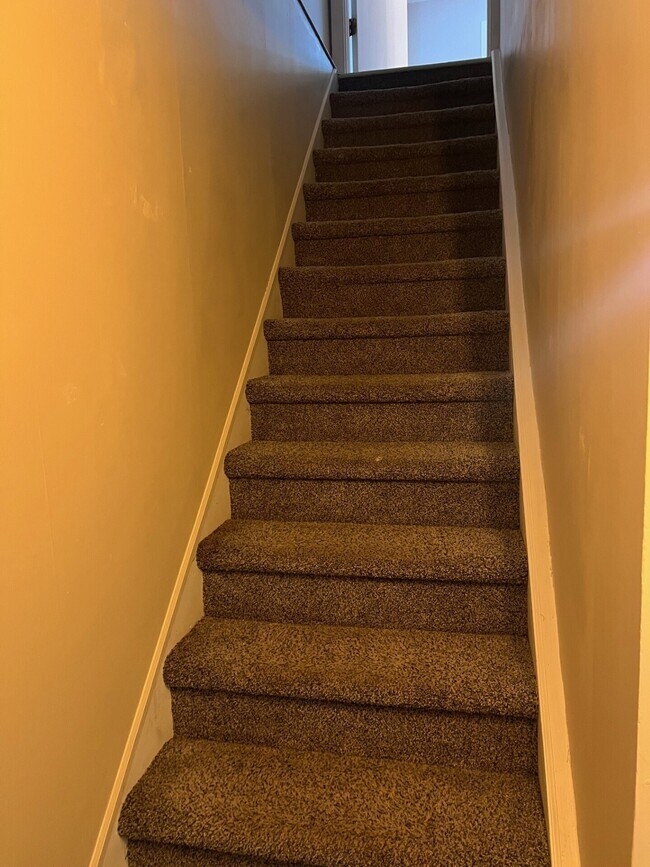 Building Photo - 18 Magnolia Hill Ct