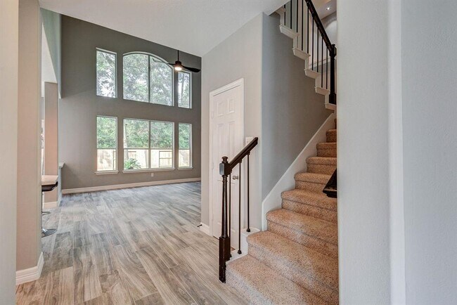 Building Photo - 182 N Millport Cir