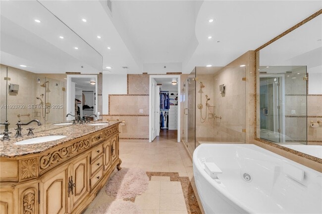 Building Photo - 19111 Collins Ave