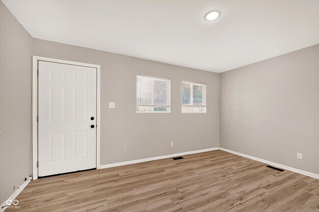 Building Photo - 2714 Dawson St