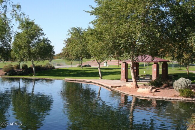 Building Photo - 39904 N Bell Meadow Trail
