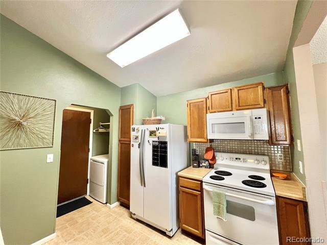 Building Photo - 17958 E Colgate Pl
