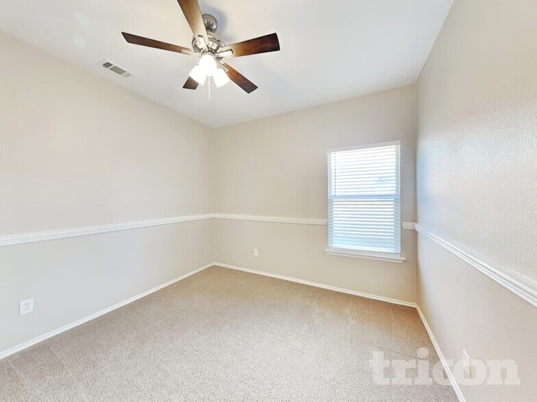 Building Photo - 1132 Beaverwood Ln